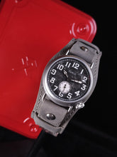 Load image into Gallery viewer, VARIO x RZE復古軍錶