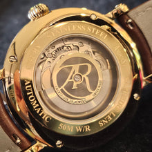 將圖片載入圖庫檢視器 Arbutus Jumping Hour自動機械錶