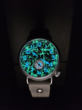 Load image into Gallery viewer, VARIO x RZE復古軍錶