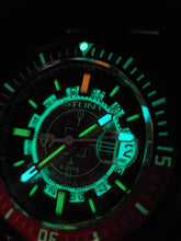 將圖片載入圖庫檢視器 *!新色到著!*Stunt氣燈深潛機械錶