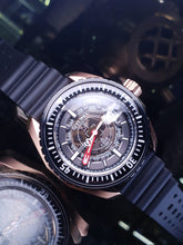 將圖片載入圖庫檢視器 *!新色到著!*Stunt氣燈深潛機械錶