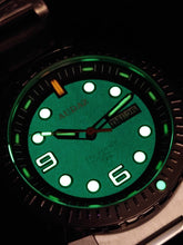 Load image into Gallery viewer, AUDAZ - TRI HAWK 第二代氣燈錶
