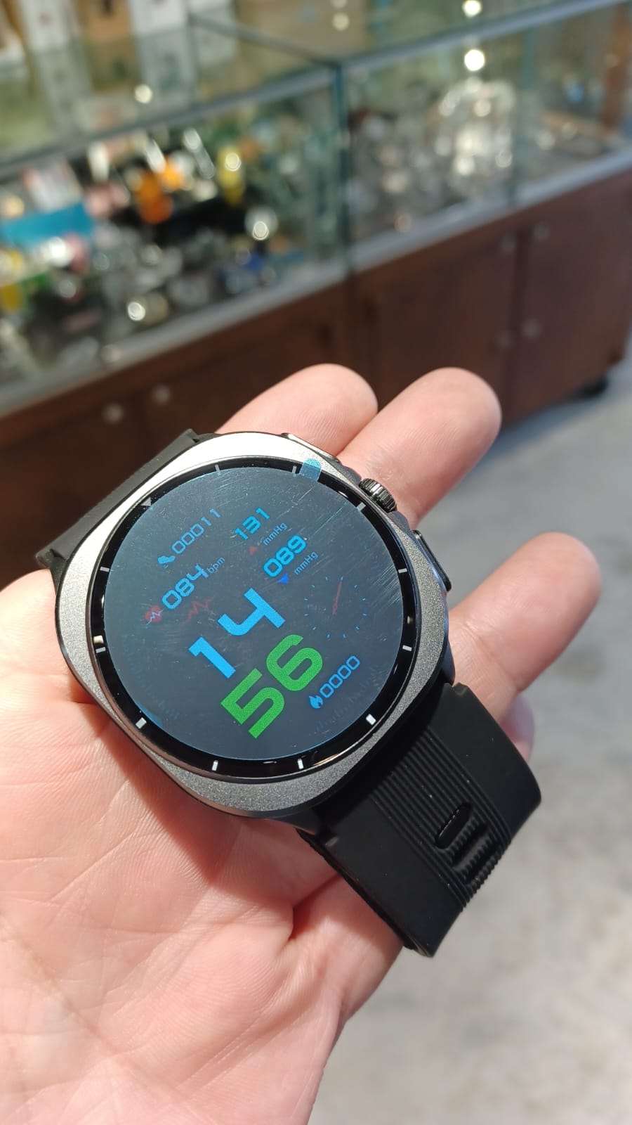 Commanche多功能智能錶