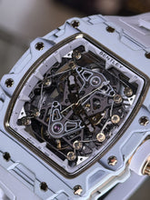 Load image into Gallery viewer, Bentley夜光碳纖酒桶形自動機械錶
