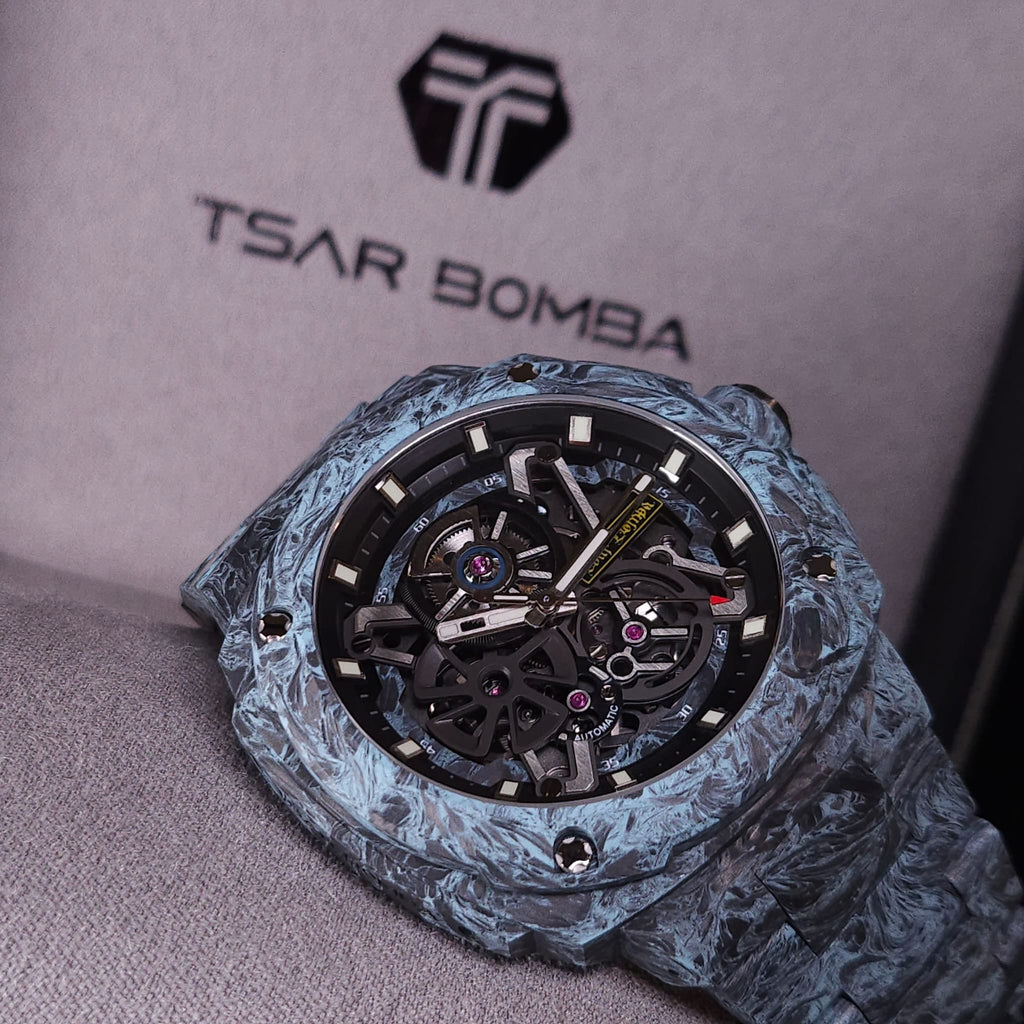 Tsar Bomba TB8401CF 碳纖自動機械錶