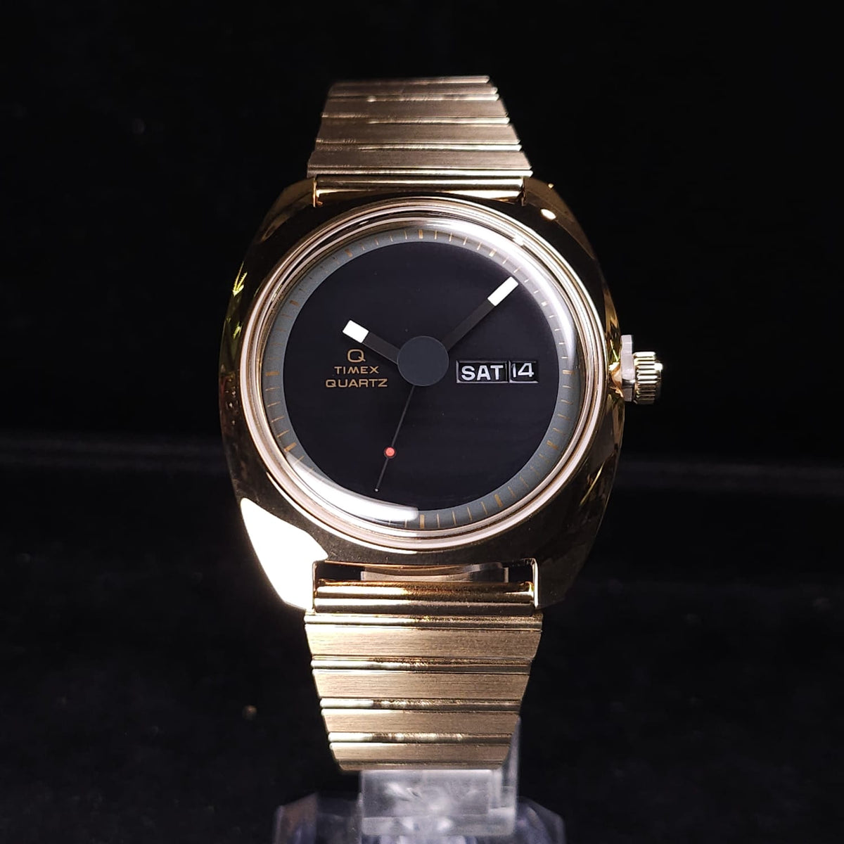 Timex Q 1975 Enigma懷舊系列