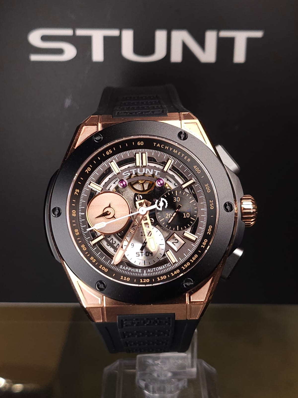 STUNT-04 THE PLANETARIUM