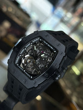 將圖片載入圖庫檢視器 Tsar Bomba酒桶型自動機械錶
