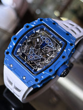 Load image into Gallery viewer, Bentley夜光碳纖酒桶形自動機械錶
