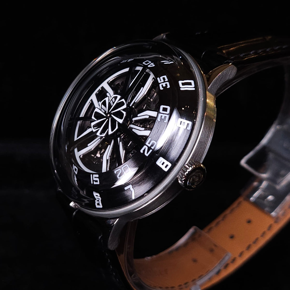 Oblvlo supercar wheels系列自動機械錶