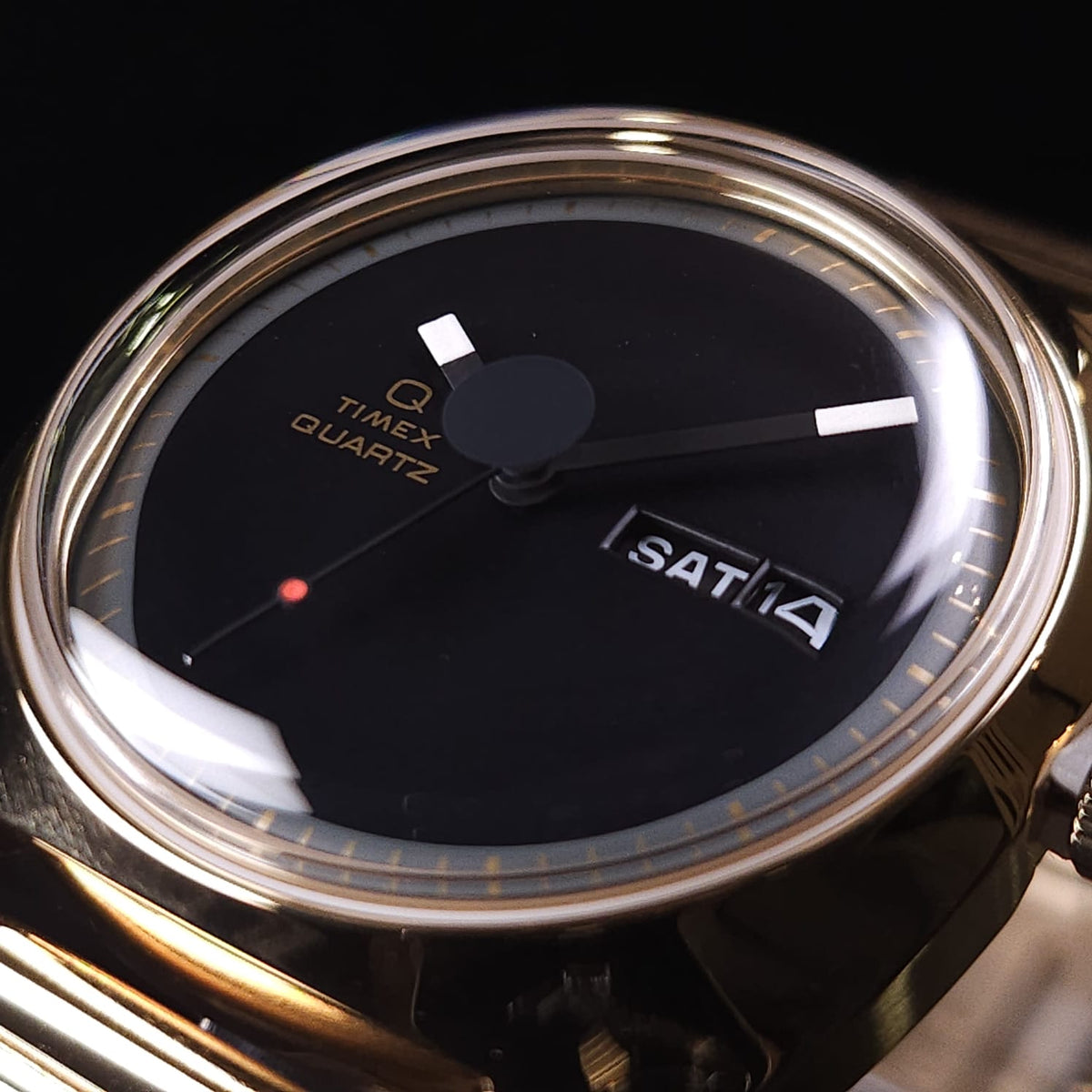 Timex Q 1975 Enigma懷舊系列