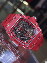 Load image into Gallery viewer, Bentley夜光碳纖酒桶形自動機械錶
