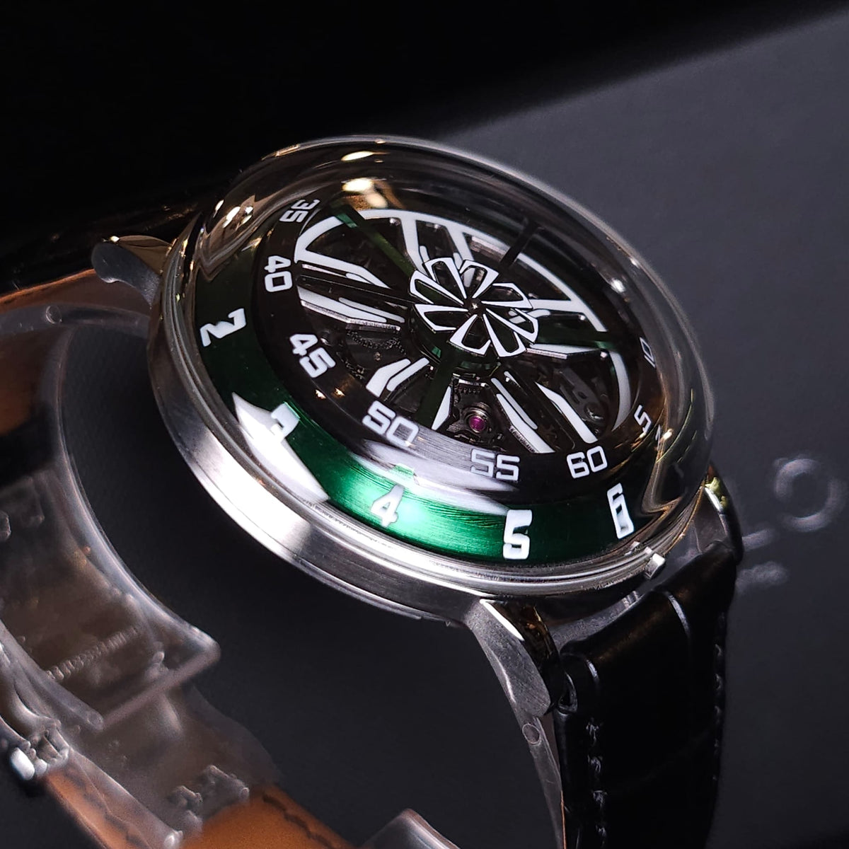 Oblvlo Supercar alloy wheels系列自動機械錶
