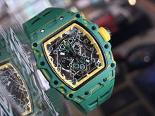 Load image into Gallery viewer, Bentley夜光碳纖酒桶形自動機械錶
