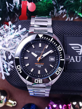 將圖片載入圖庫檢視器 Audaz潛水鋼王氣燈機械錶
