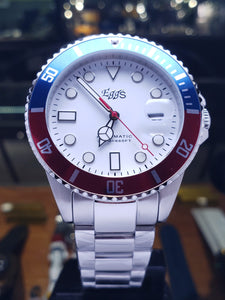  香港品牌EGGS- 200米潛水機械錶