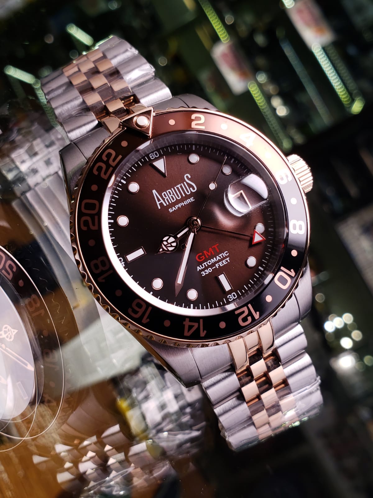 ARBUTUS GMT 機械錶