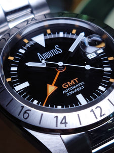 Arbutus x Autoshop合作20週年GMT機械錶