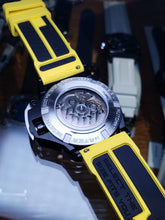 將圖片載入圖庫檢視器 Mazzucato新系列自動機械錶
